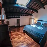 Esquiline Family Deluxe Apartment